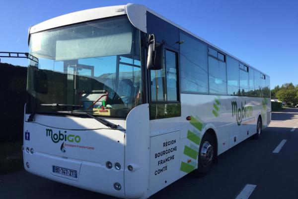 Bus transport scolaire